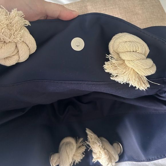 Beach Bag - Picture 7 of 8